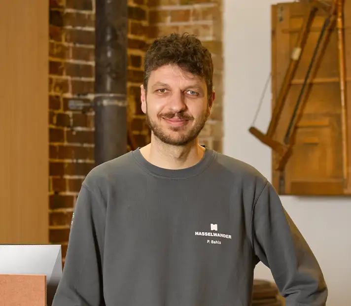 Patrick Bahls aus der Arbeitsvorbereitung bei Hasselwander.